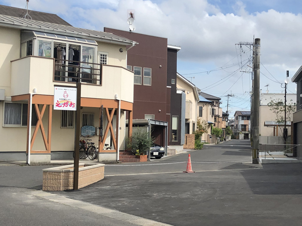 生活支援センターえがお様のポール看板